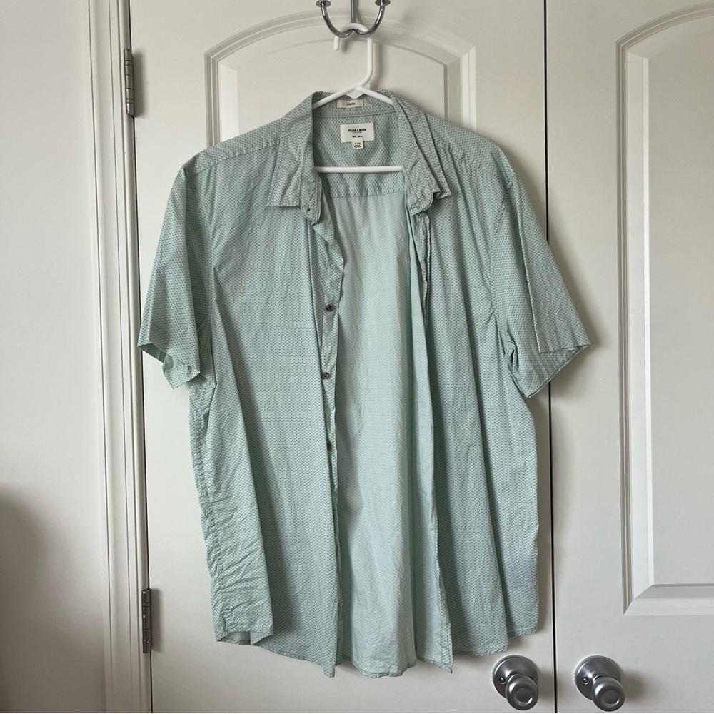 Julian and Mark short sleeve button down